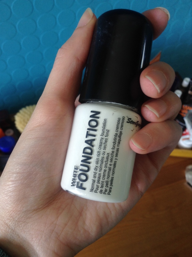 Here's how I use white foundation to lighten darker foundations JUST a, white  foundation